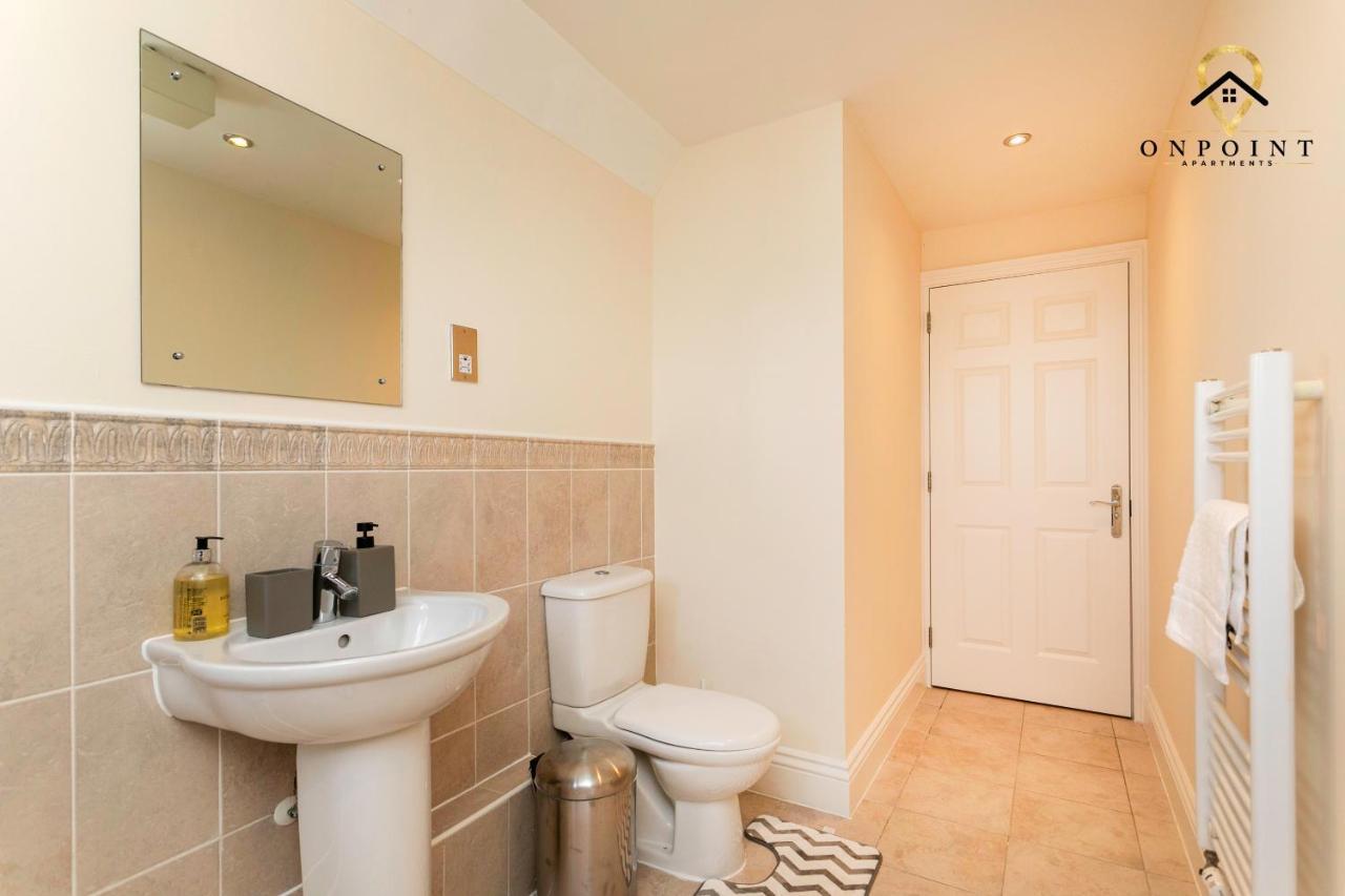 ✰Onpoint -Large 2 Bedroom Apt With Parking!✰ Nottingham Exterior foto